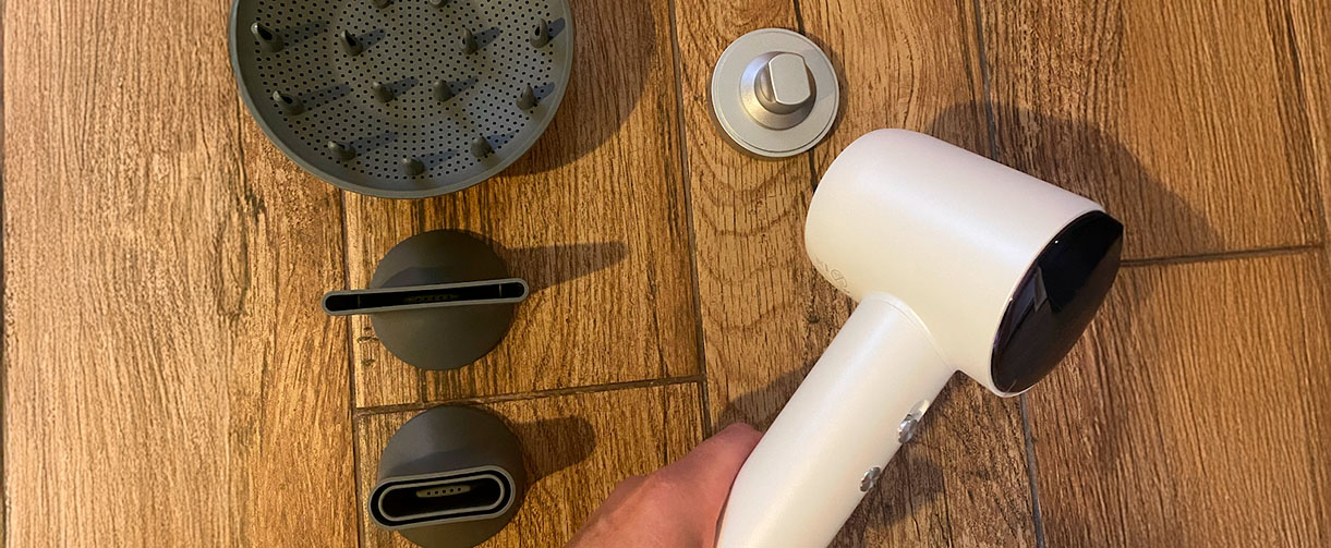 Recenzia Alza: Siguro – fén, ktorý skrotí vlasy bez hluku aj presušenia