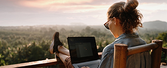 Booking.com - Zľava 15 % na koncoročné pobyty